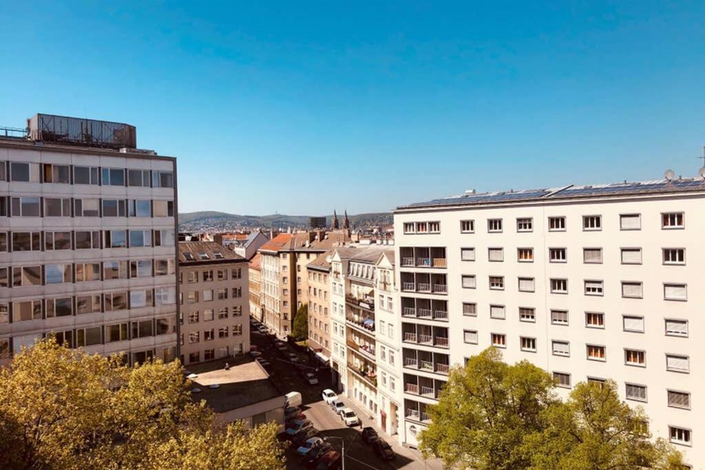 Mitten Im Achten. Zentrale Wohnung In Wien Exteriör bild